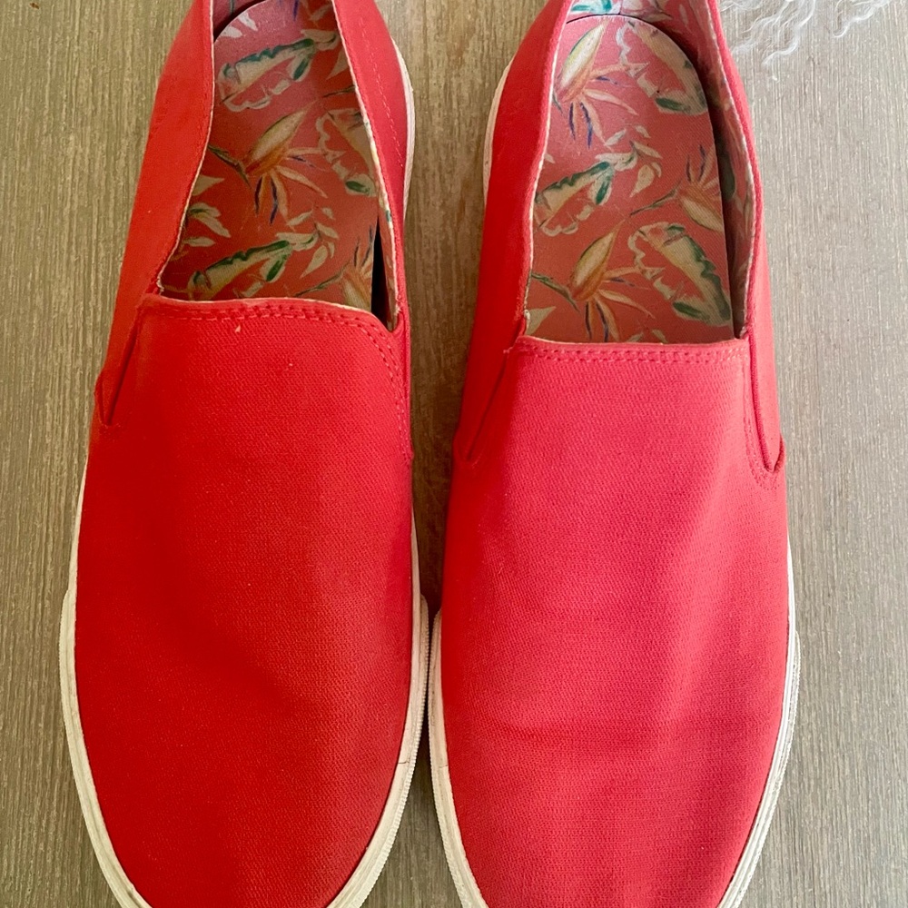 Vionic Coral Red Slip-On Canvas Sneakers